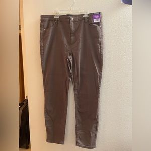 Brown Buffalo Ankle length jeans